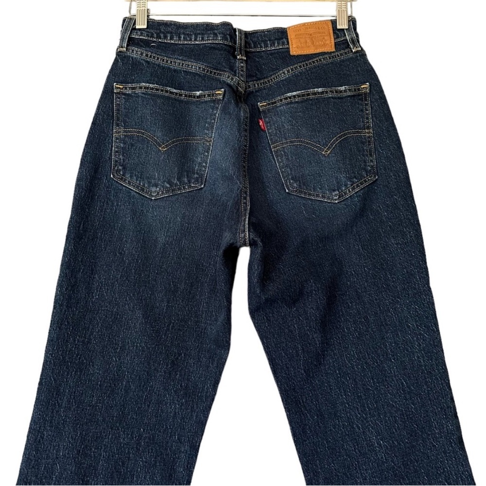 Levi's | 70's High Slim Straight Jeans Size 28 - Picture 6 of 14